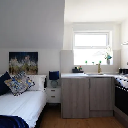 New Private Studio Apartment London 6 Exterior photo