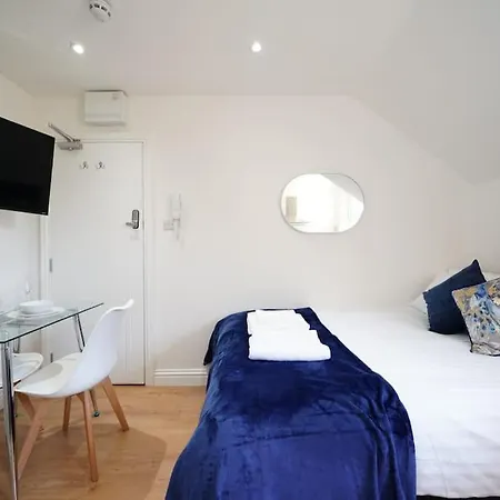 New Private Studio Apartment London 6 Exterior photo