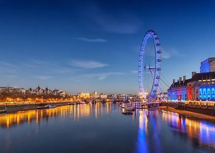 New Private Studio Apartment London 6